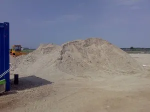 Nisip pentru gazon si amestecuri de plantare (masini de 3,5 mc)